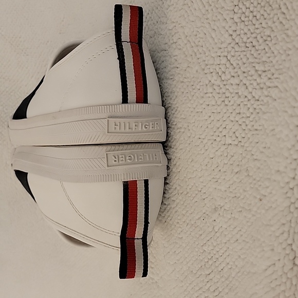 Tommy Hilfiger slip on shoes - Picture 5 of 8